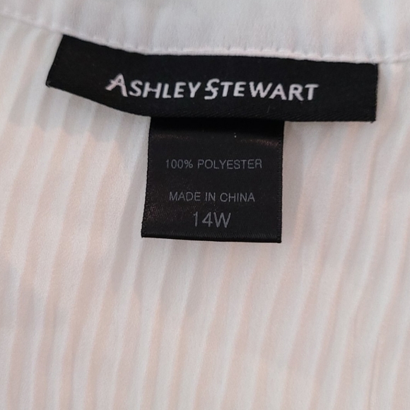Very Feminine Ashley Stewart Plus Size 14W Blouse 👚 - Picture 2 of 7